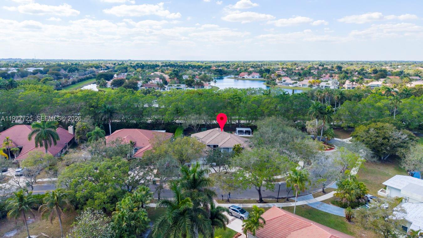 COUNTRY ISLES - Residential