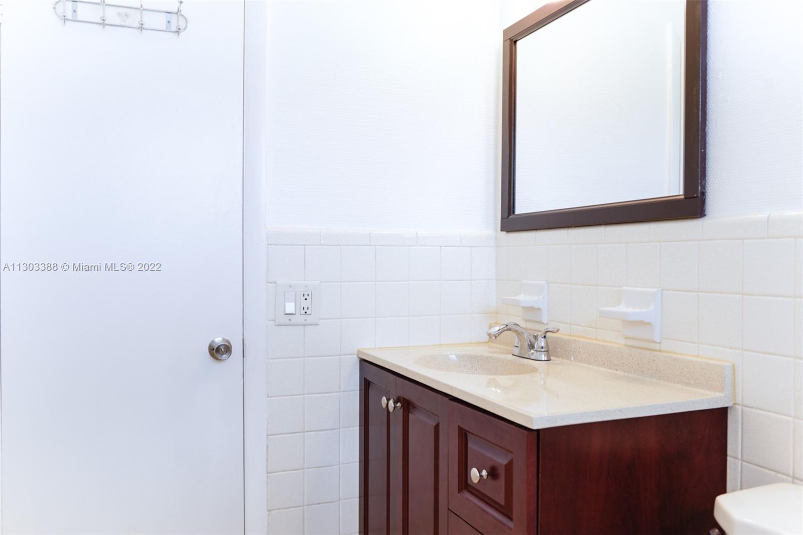 CORAL RIDGE ADD - Residential Lease