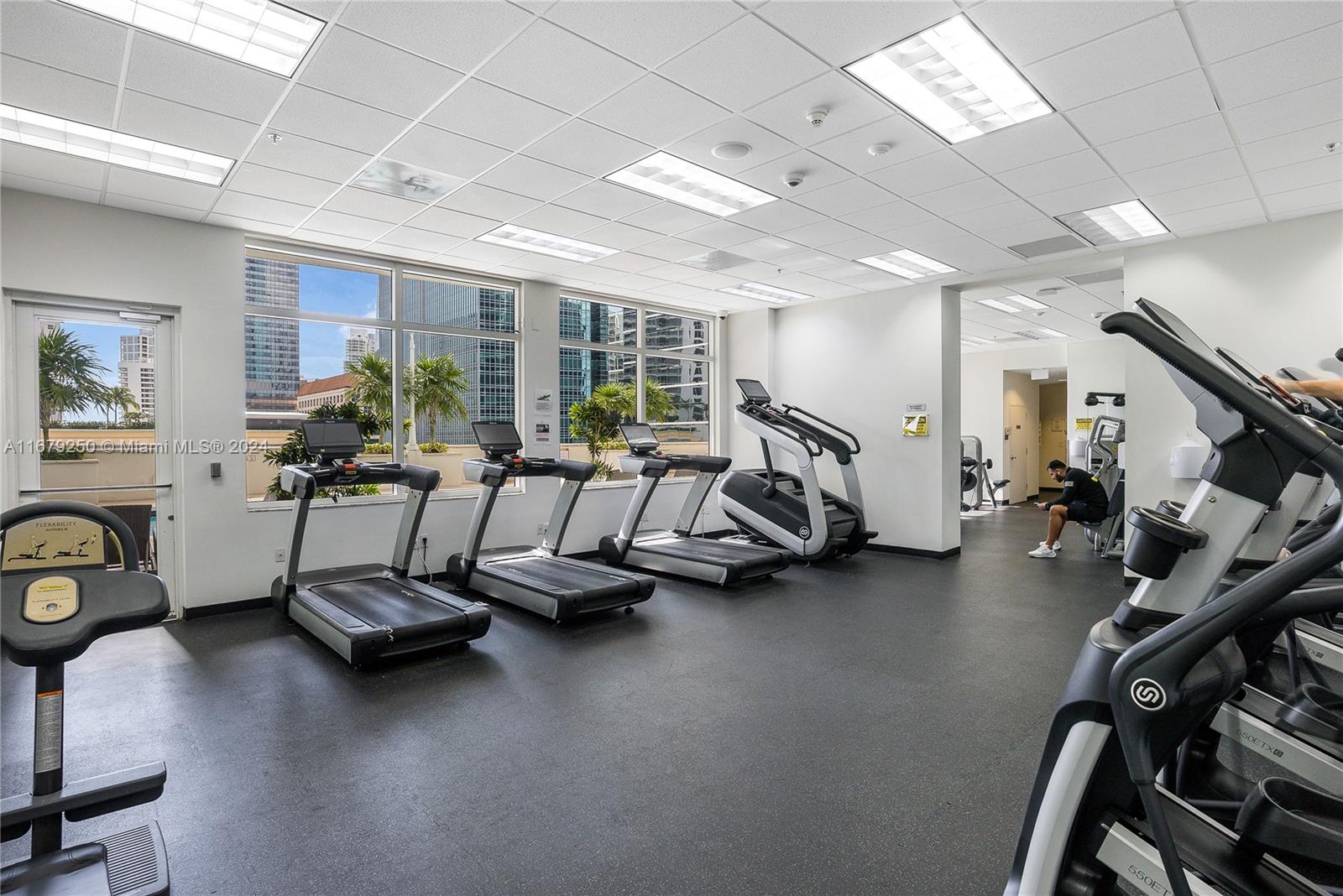 THE CLUB AT BRICKELL BAY - Residential Lease