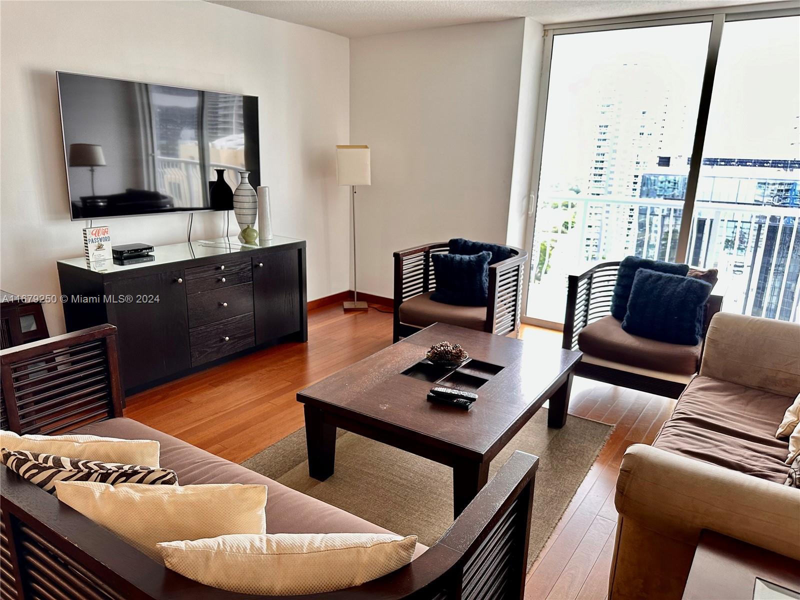 THE CLUB AT BRICKELL BAY - Residential Lease