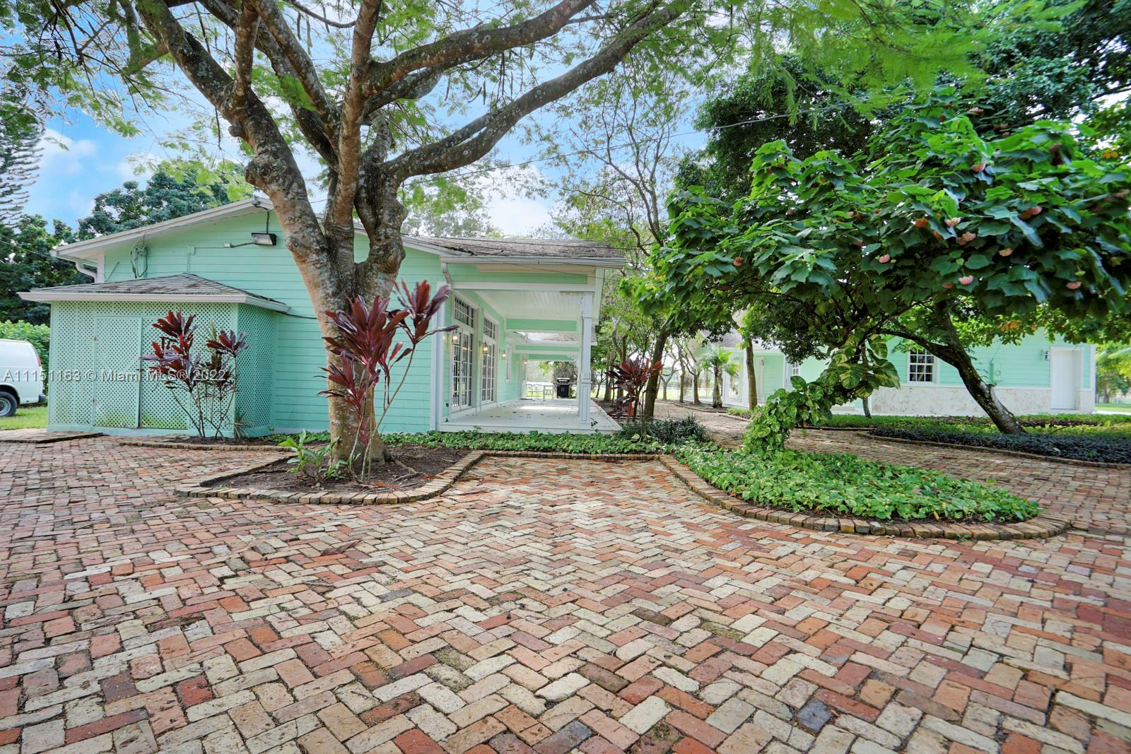 EVERGLADES SUGAR & LAND C - Residential