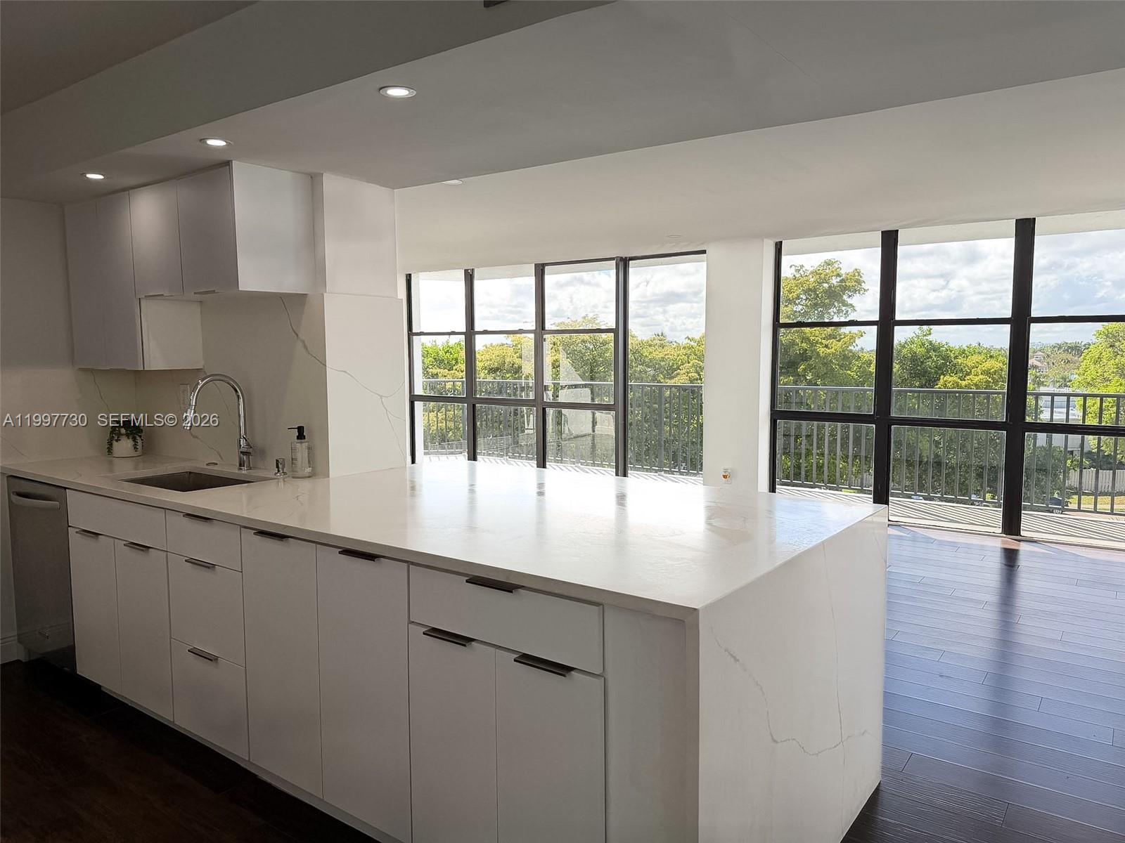 OCEANVIEW PARK CONDO - Residential