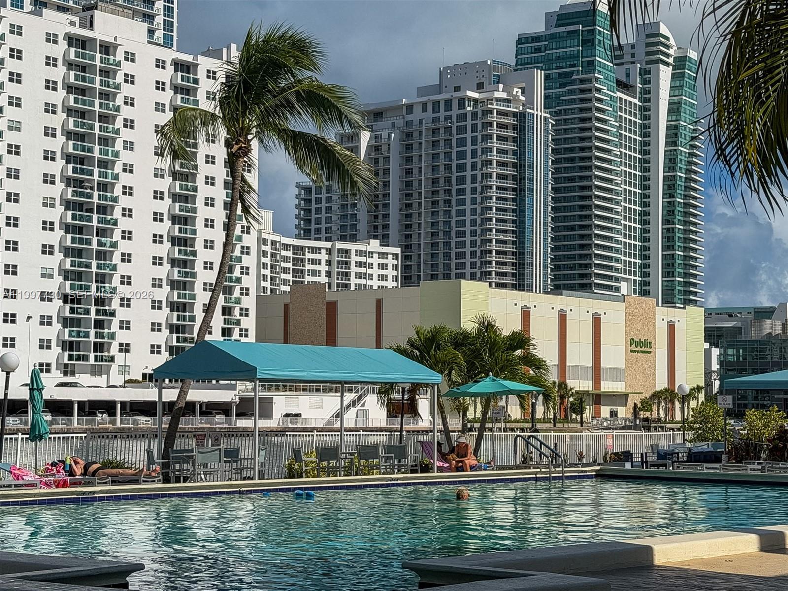 OCEANVIEW PARK CONDO - Residential