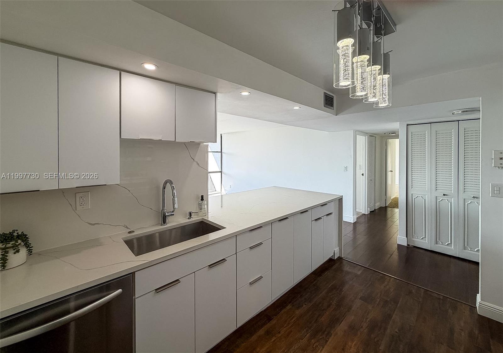 OCEANVIEW PARK CONDO - Residential