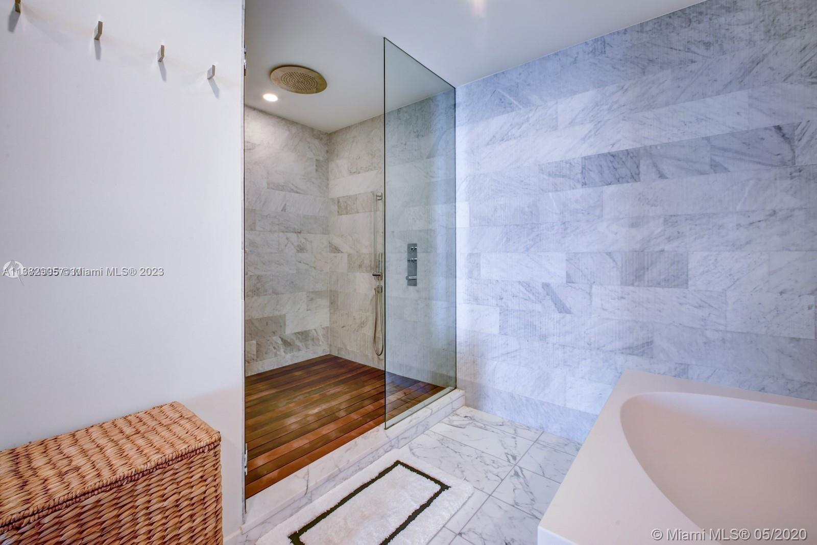 OCEANA BAL HARBOUR CONDO - Residential