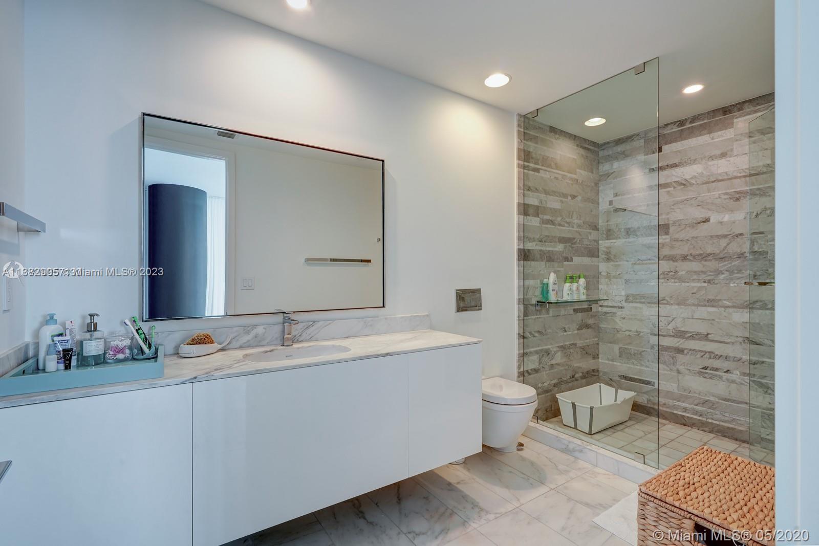 OCEANA BAL HARBOUR CONDO - Residential