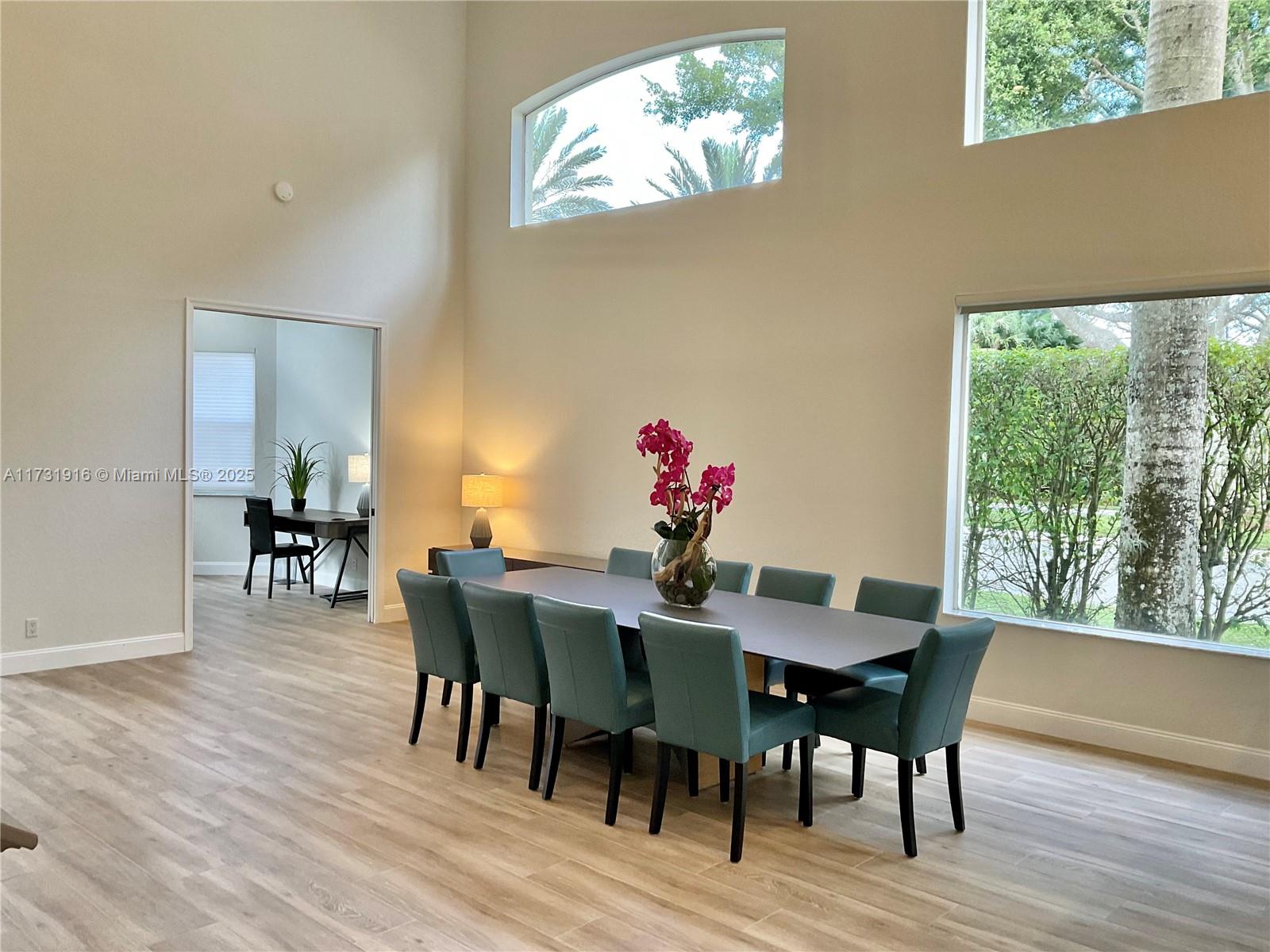 IBIS GOLF AND COUNTRY CLU - Residential Lease