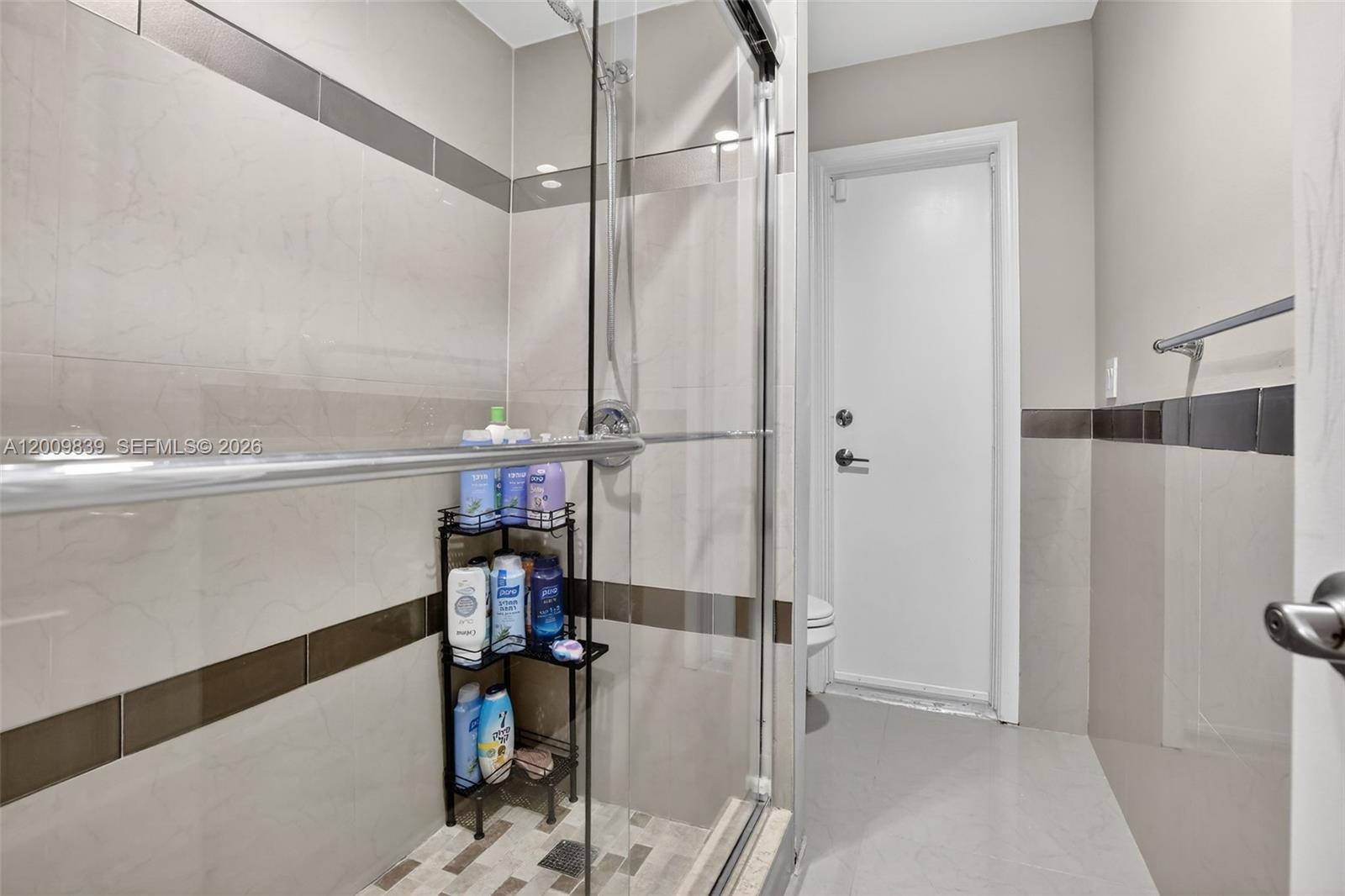 HOLLYWOOD HILLS NORTH SEC - Residential