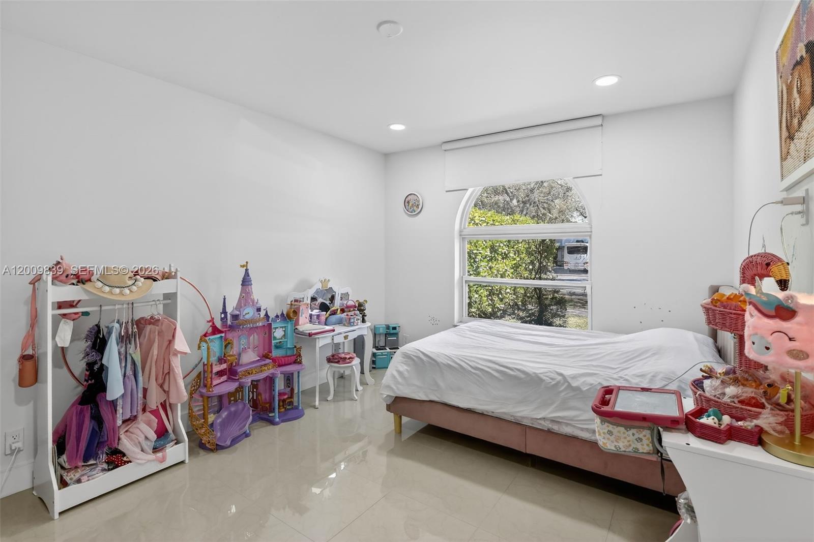 HOLLYWOOD HILLS NORTH SEC - Residential