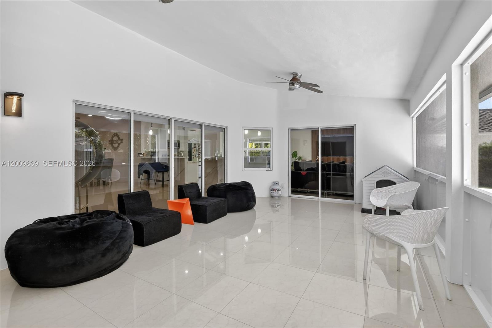 HOLLYWOOD HILLS NORTH SEC - Residential