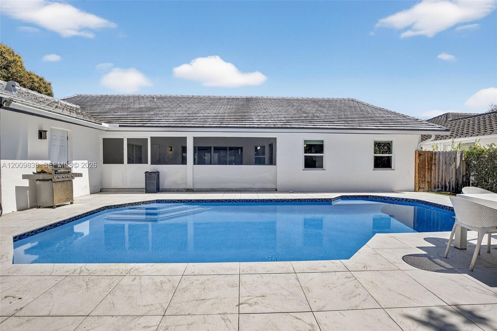 HOLLYWOOD HILLS NORTH SEC - Residential