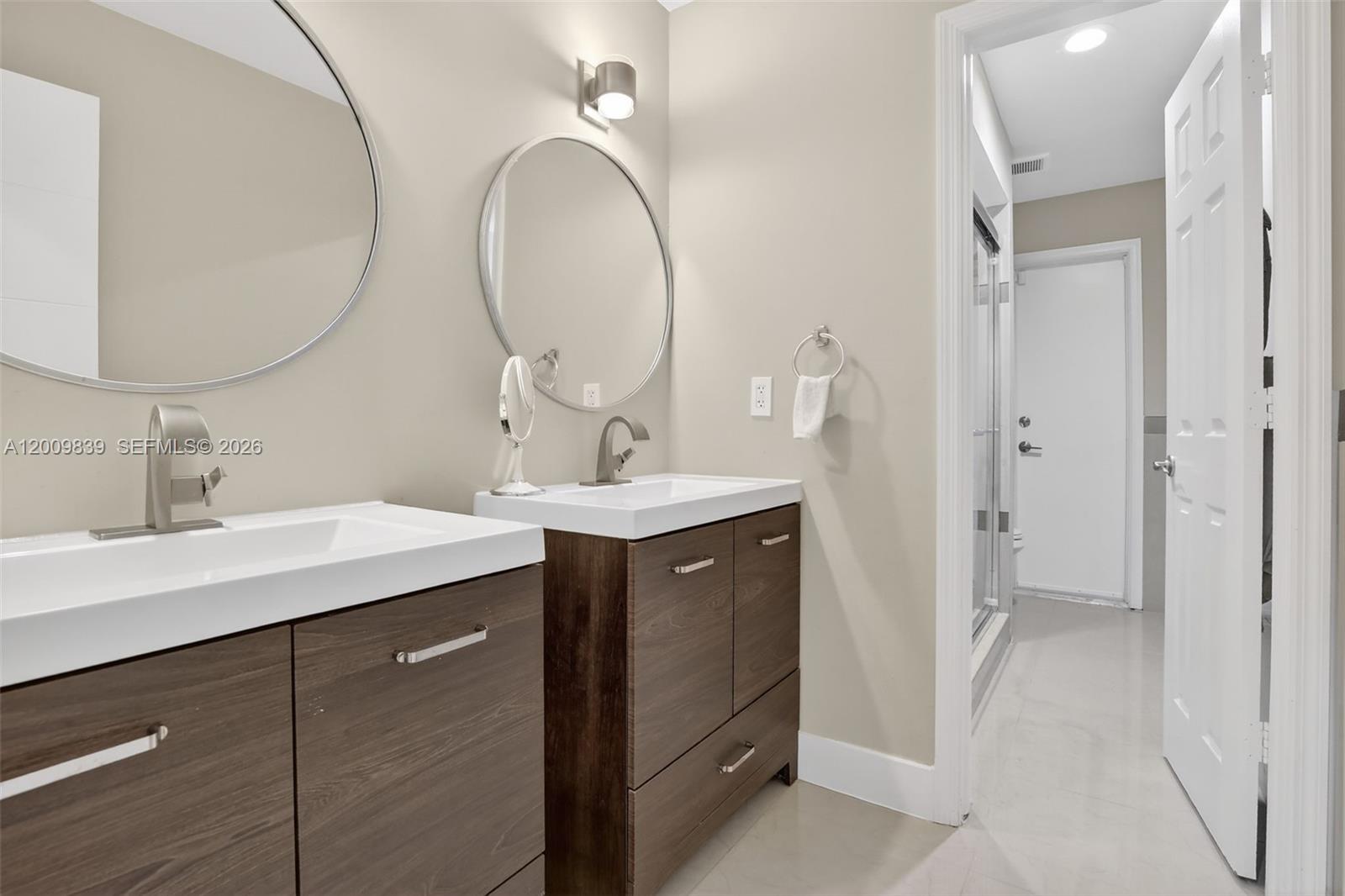 HOLLYWOOD HILLS NORTH SEC - Residential