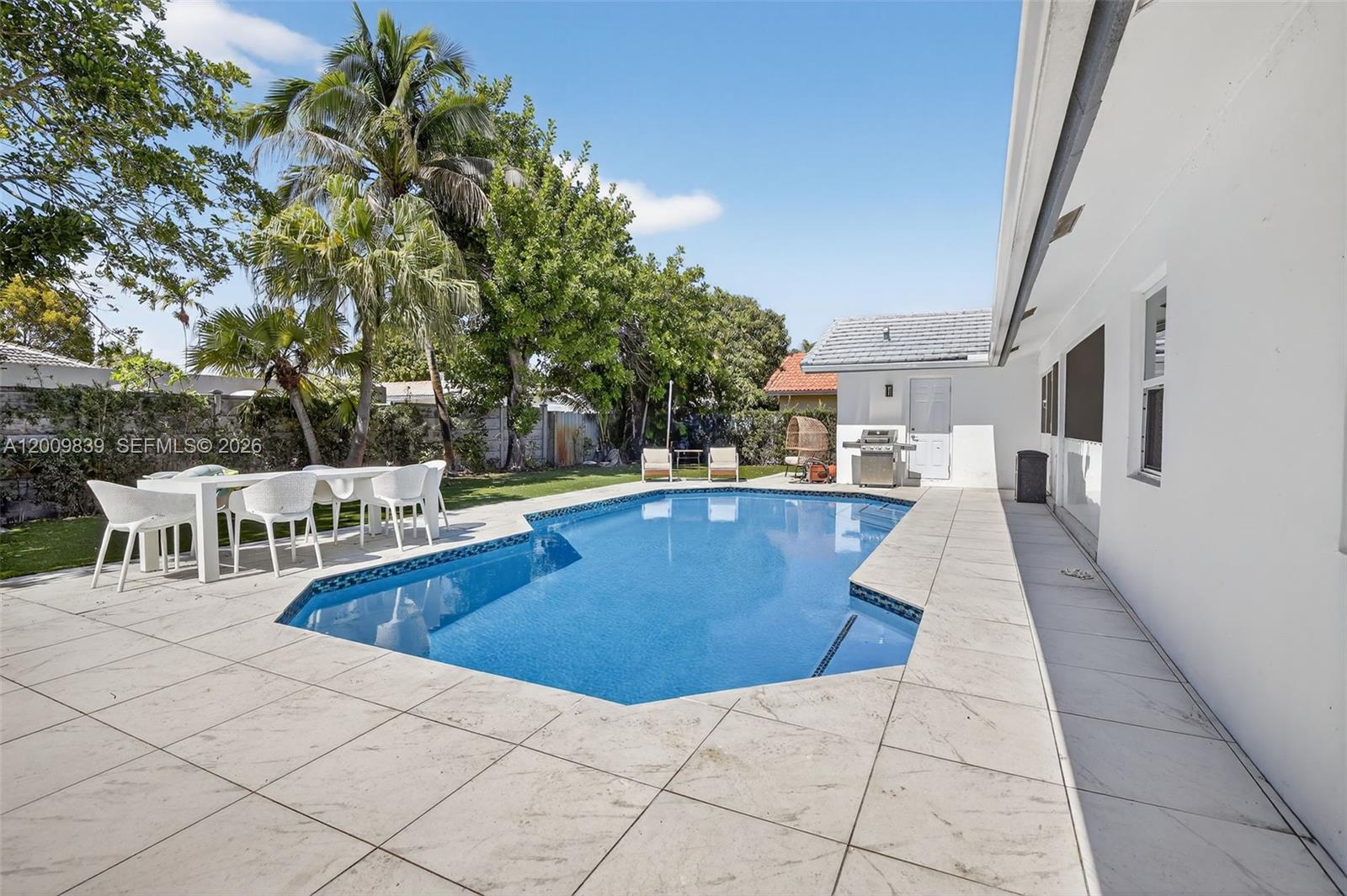 HOLLYWOOD HILLS NORTH SEC - Residential