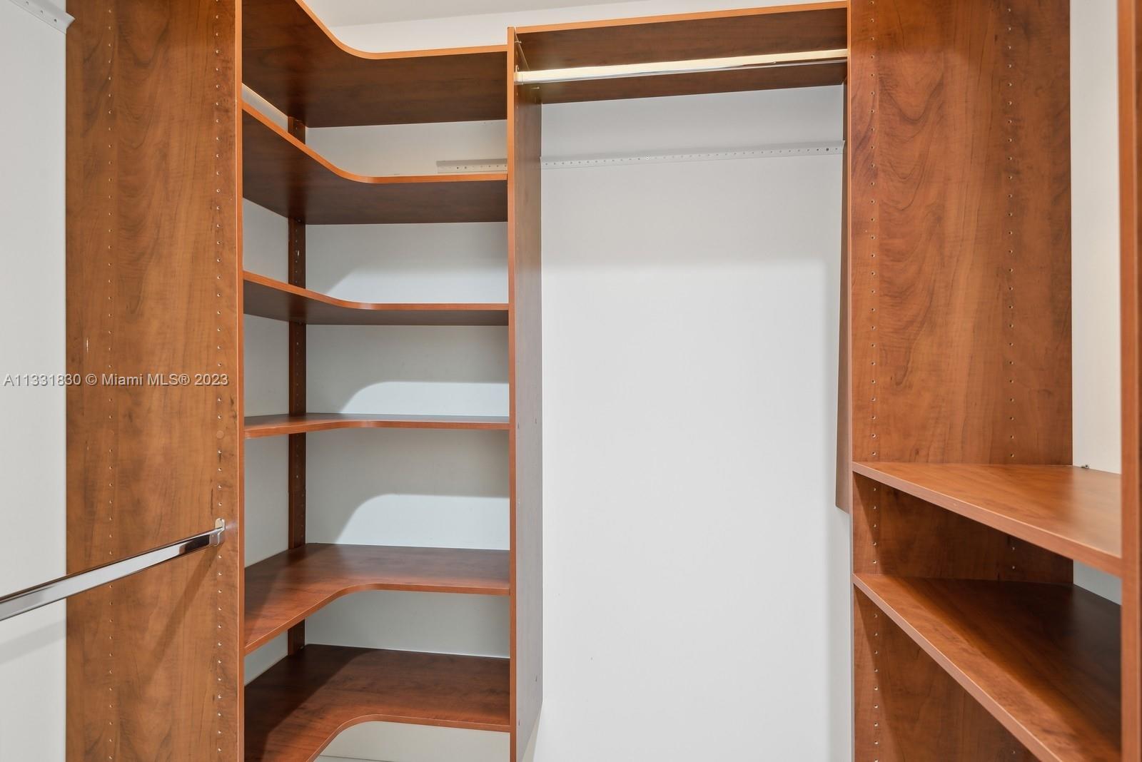 THE PORT RESIDENCES - Residential Lease