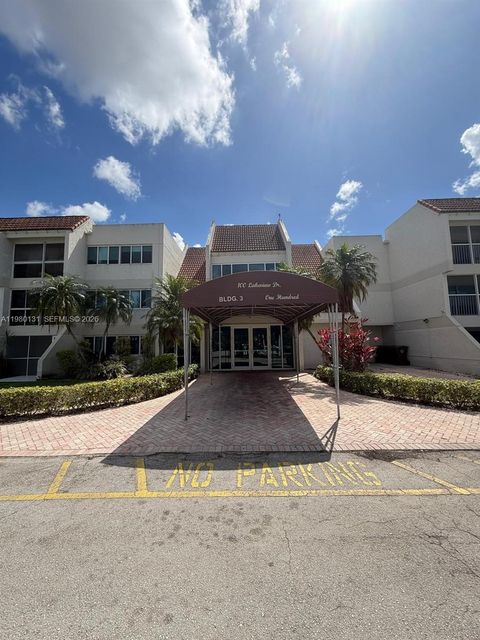 Photo of Weston, FL 33326 (MLS # A11980131)