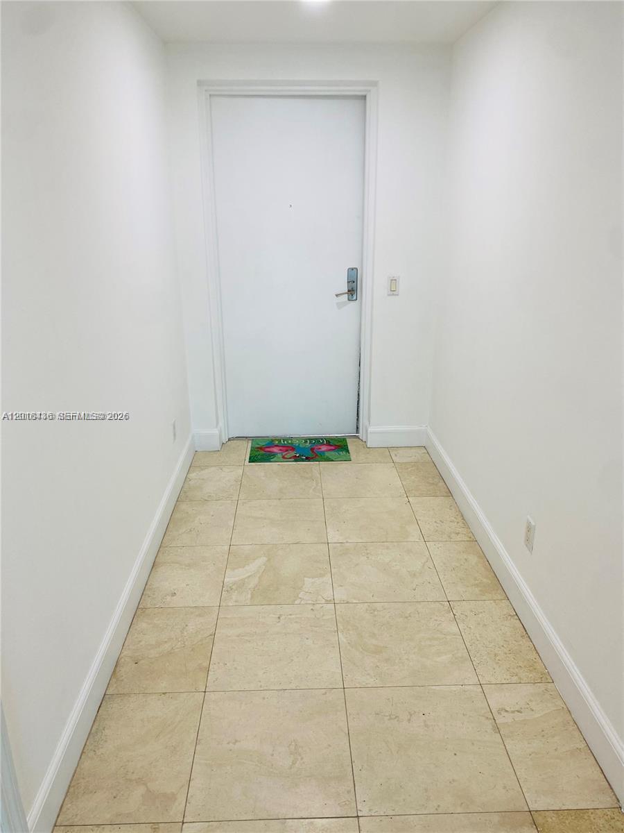 14951 Royal Oaks Ln 405