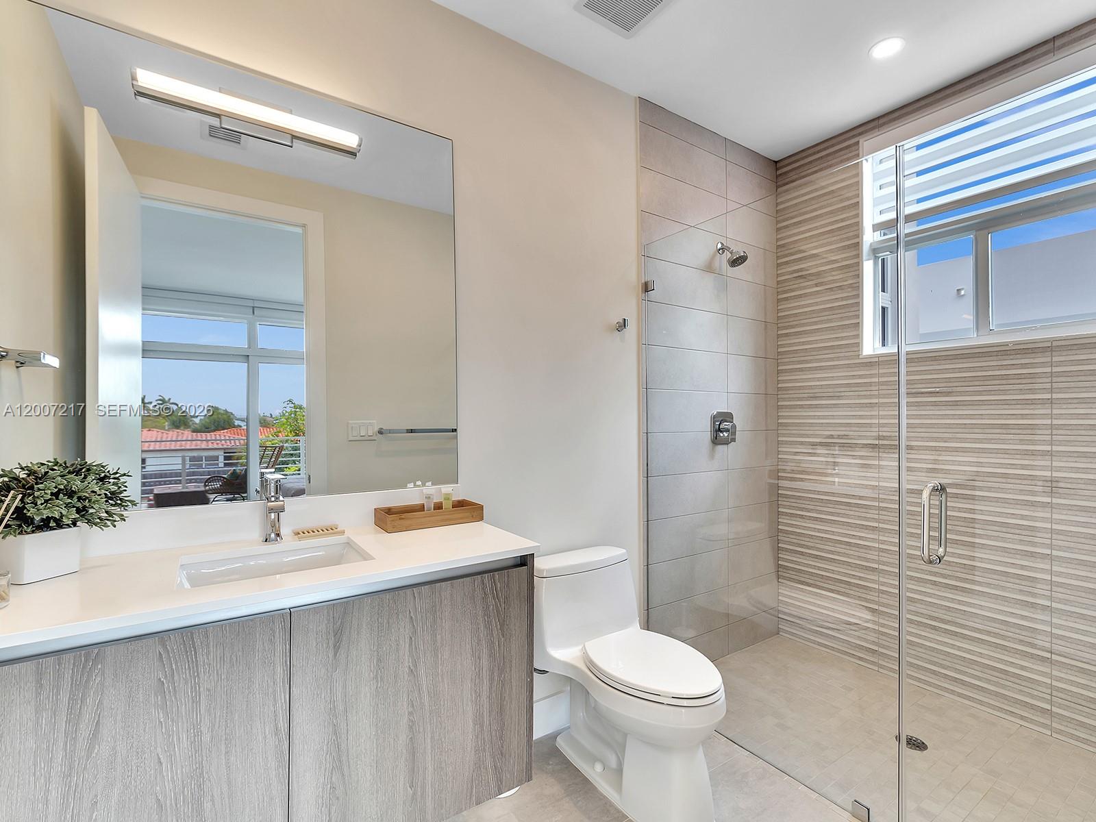 LIVERMORE ESTATES - Residential