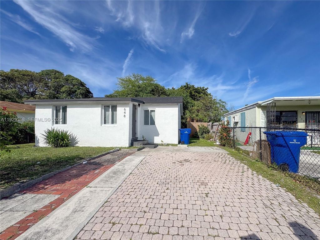 Photo of 648 W 10th St, Riviera Beach, FL 33404 (MLS # A11929368)