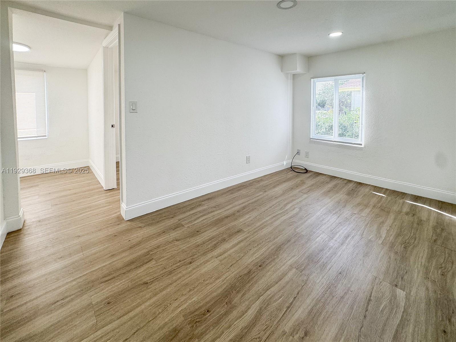 INLET CITY - Residential