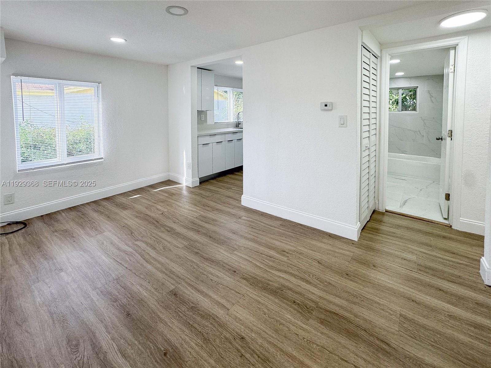 INLET CITY - Residential