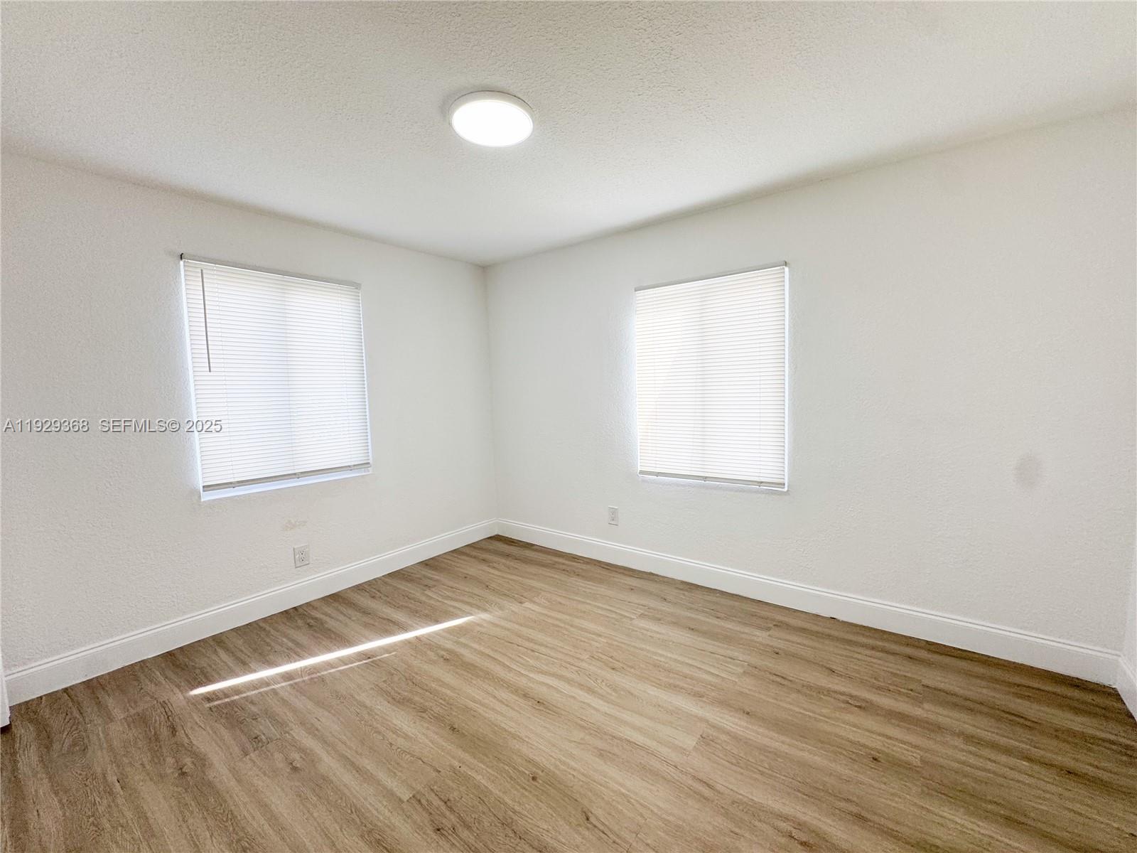 INLET CITY - Residential