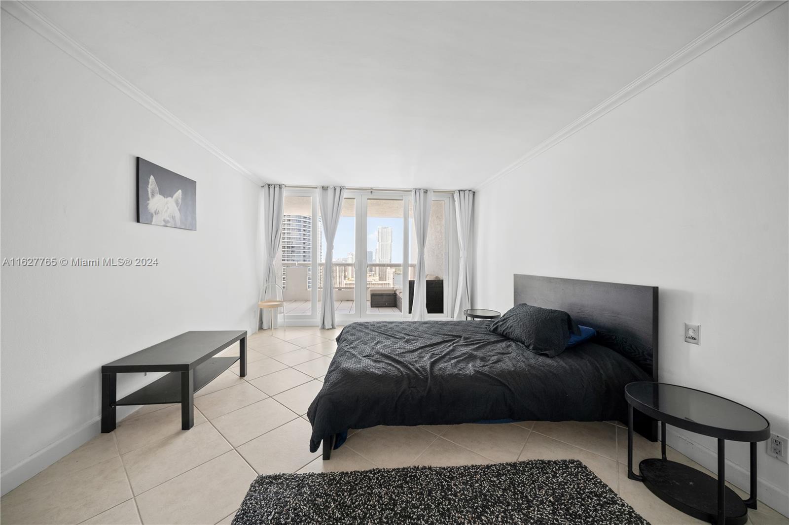 VENETIA CONDO - Residential