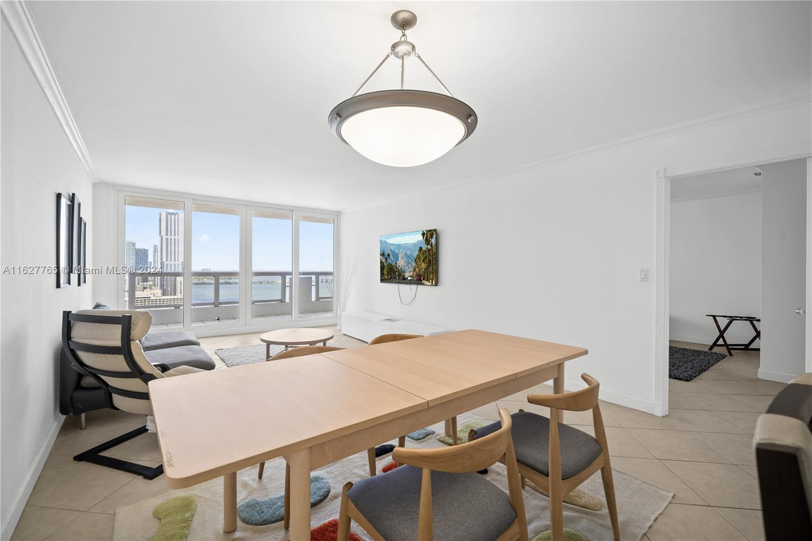 VENETIA CONDO - Residential