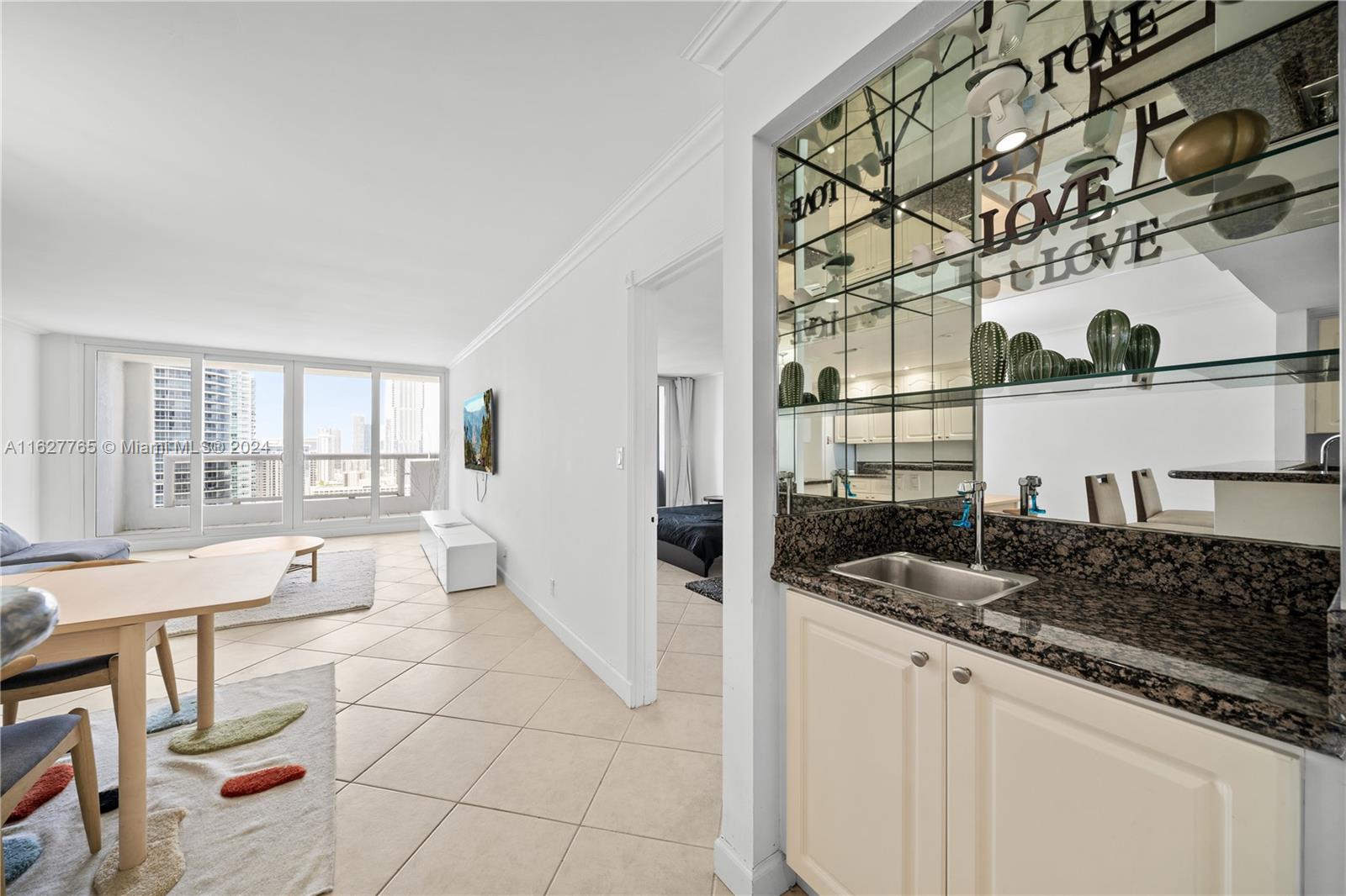 VENETIA CONDO - Residential