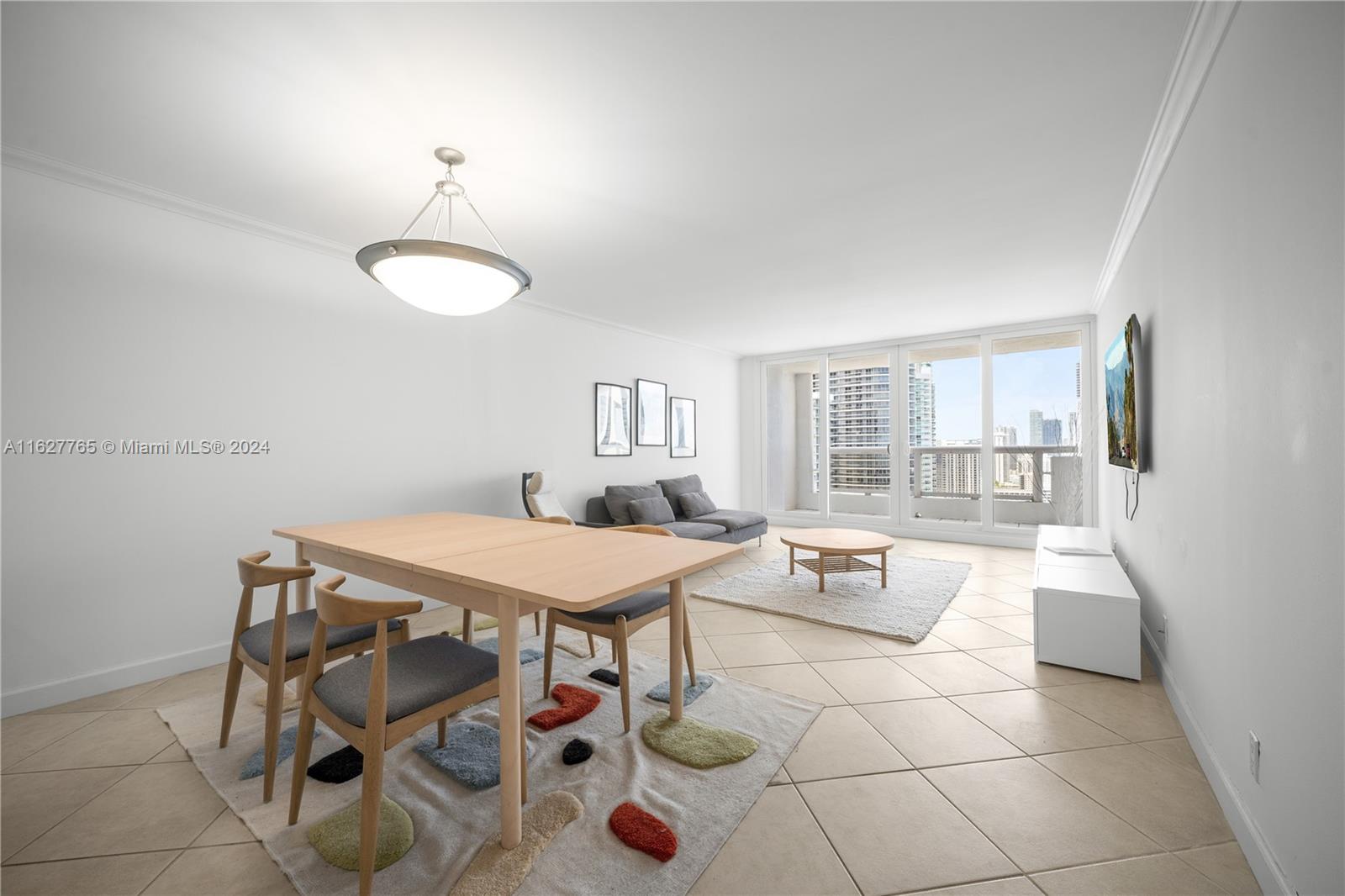 VENETIA CONDO - Residential