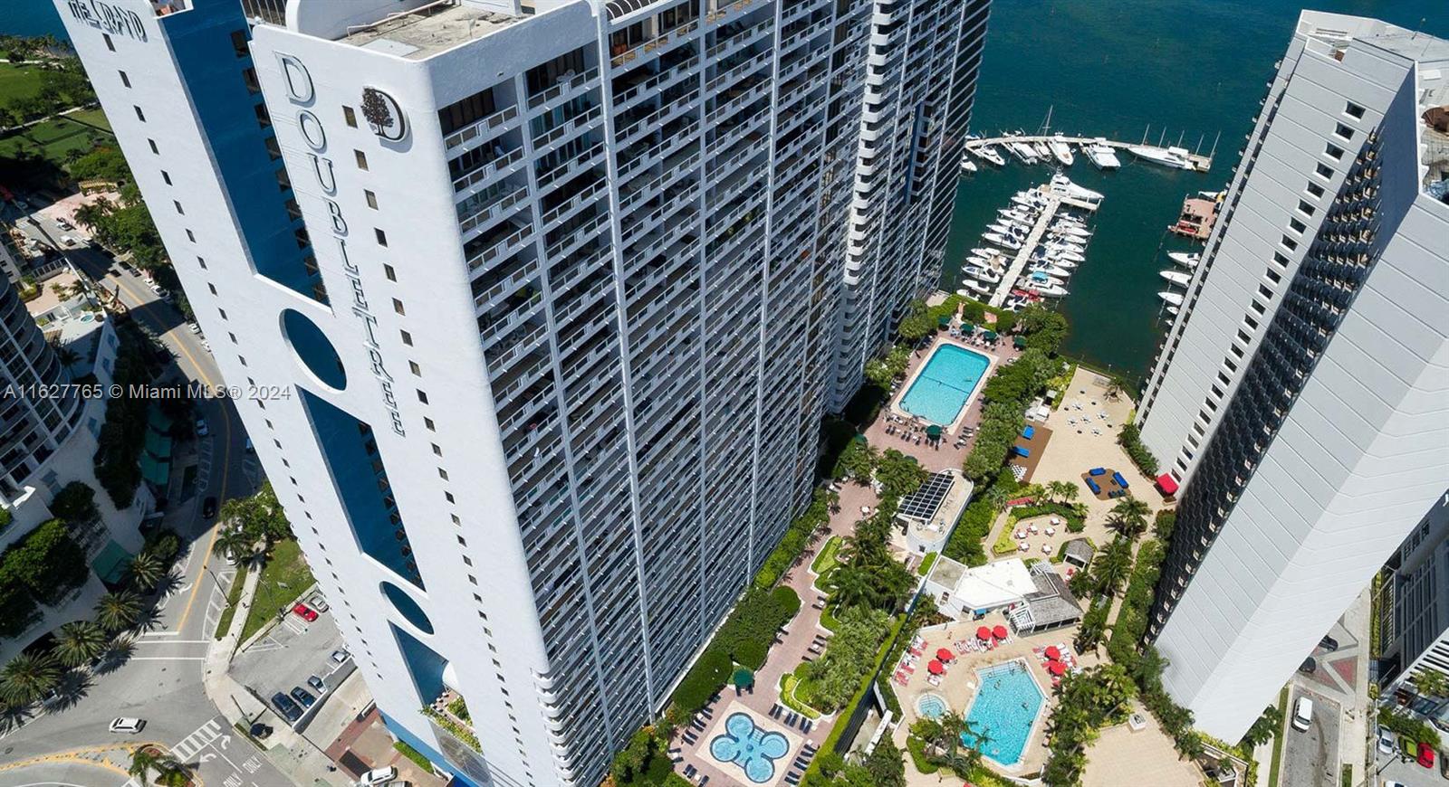 VENETIA CONDO - Residential