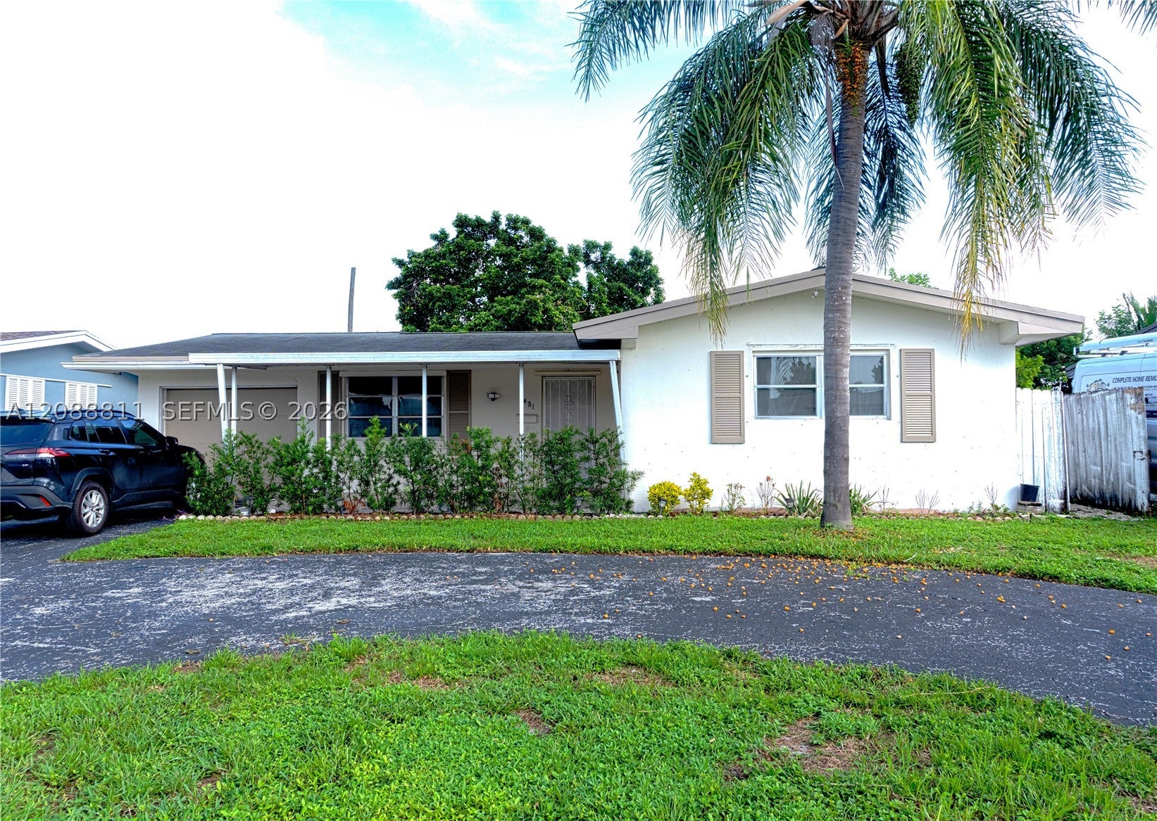 8481 NW 11th St
