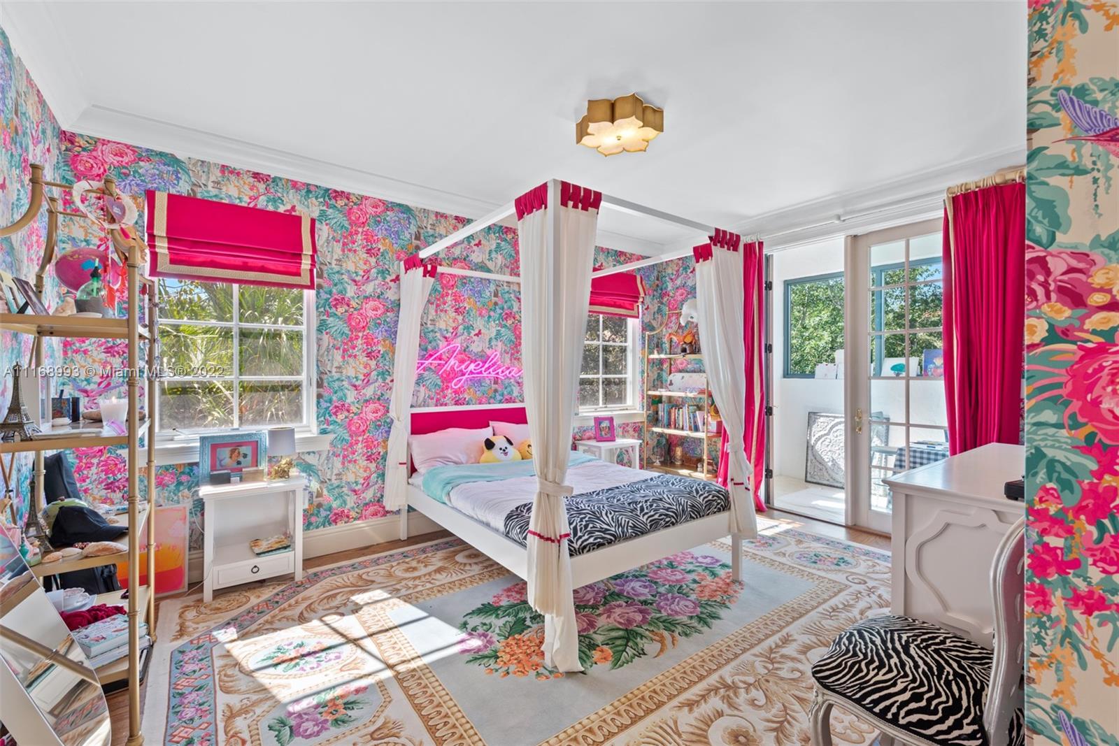 HUGHES COVE - Residential