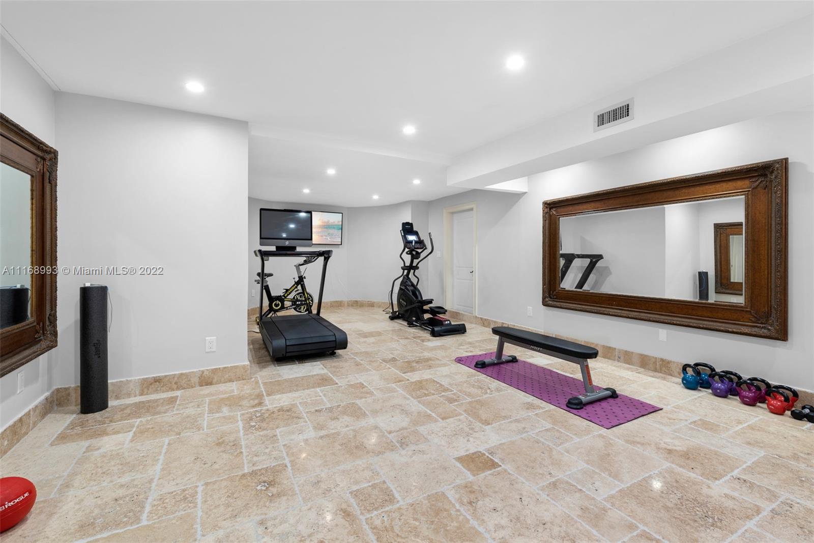 HUGHES COVE - Residential