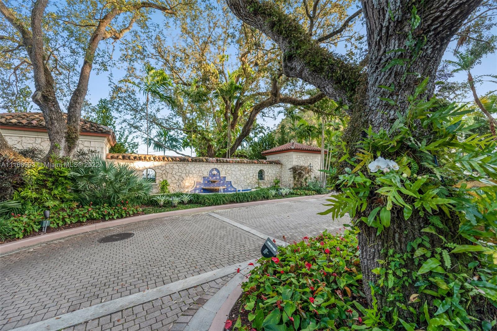 HUGHES COVE - Residential