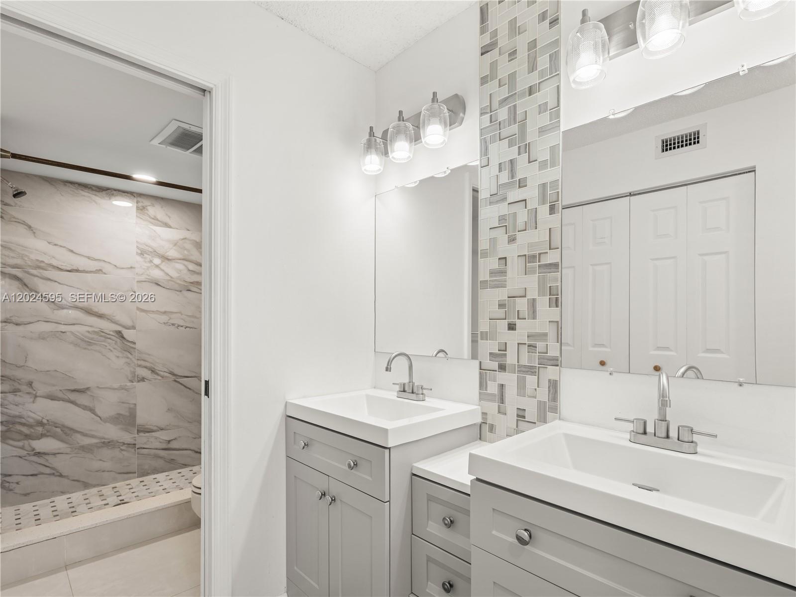 FAIRFAX CONDOMINIUM H - Residential