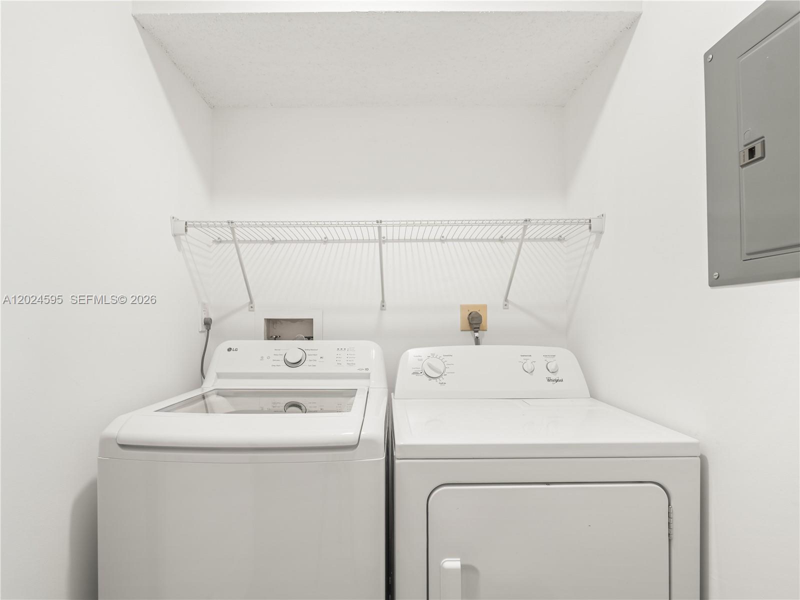 FAIRFAX CONDOMINIUM H - Residential