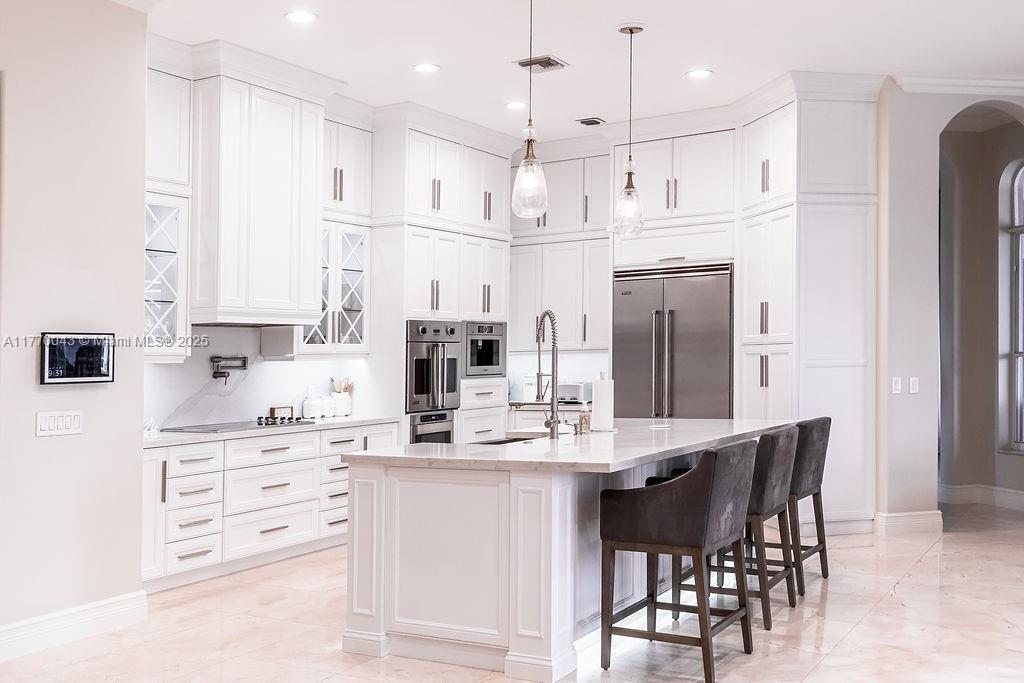 COUNTRY GLEN - Residential