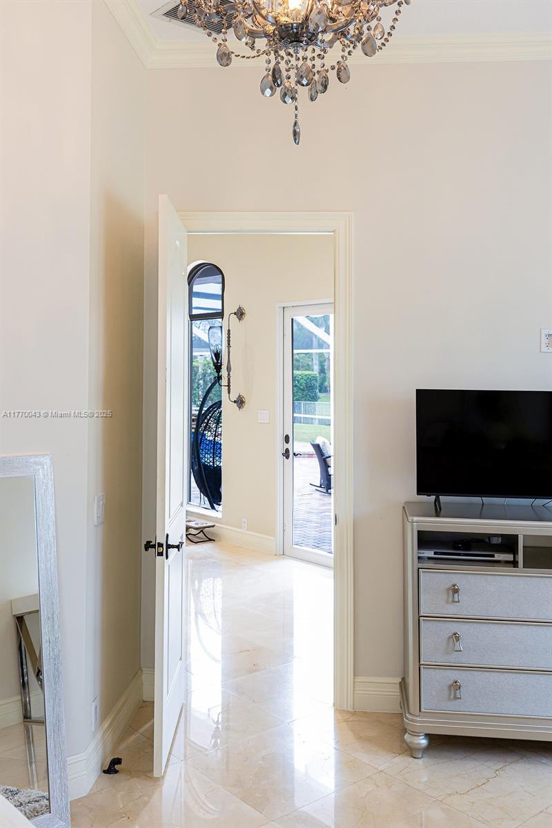 COUNTRY GLEN - Residential