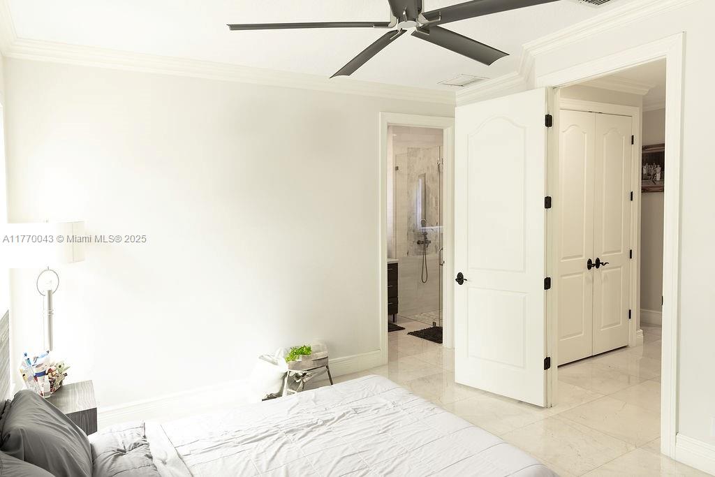 COUNTRY GLEN - Residential