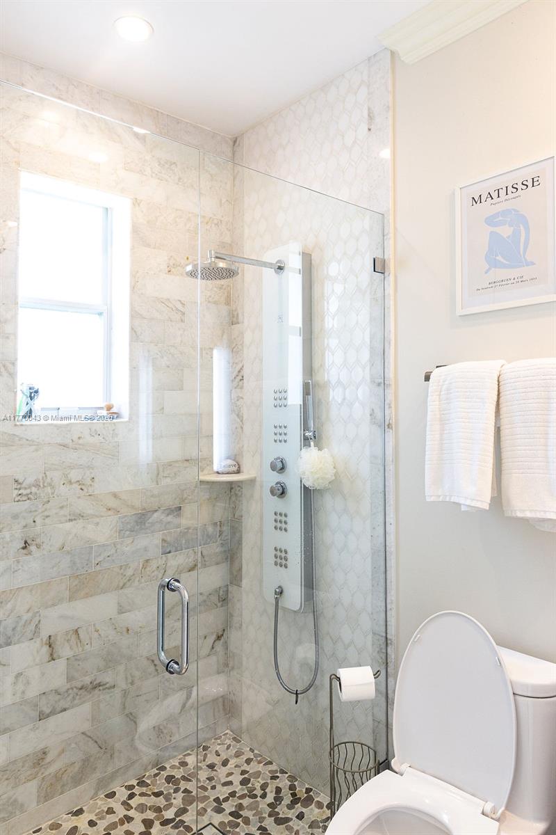 COUNTRY GLEN - Residential