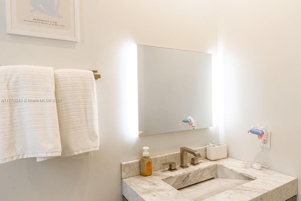 COUNTRY GLEN - Residential