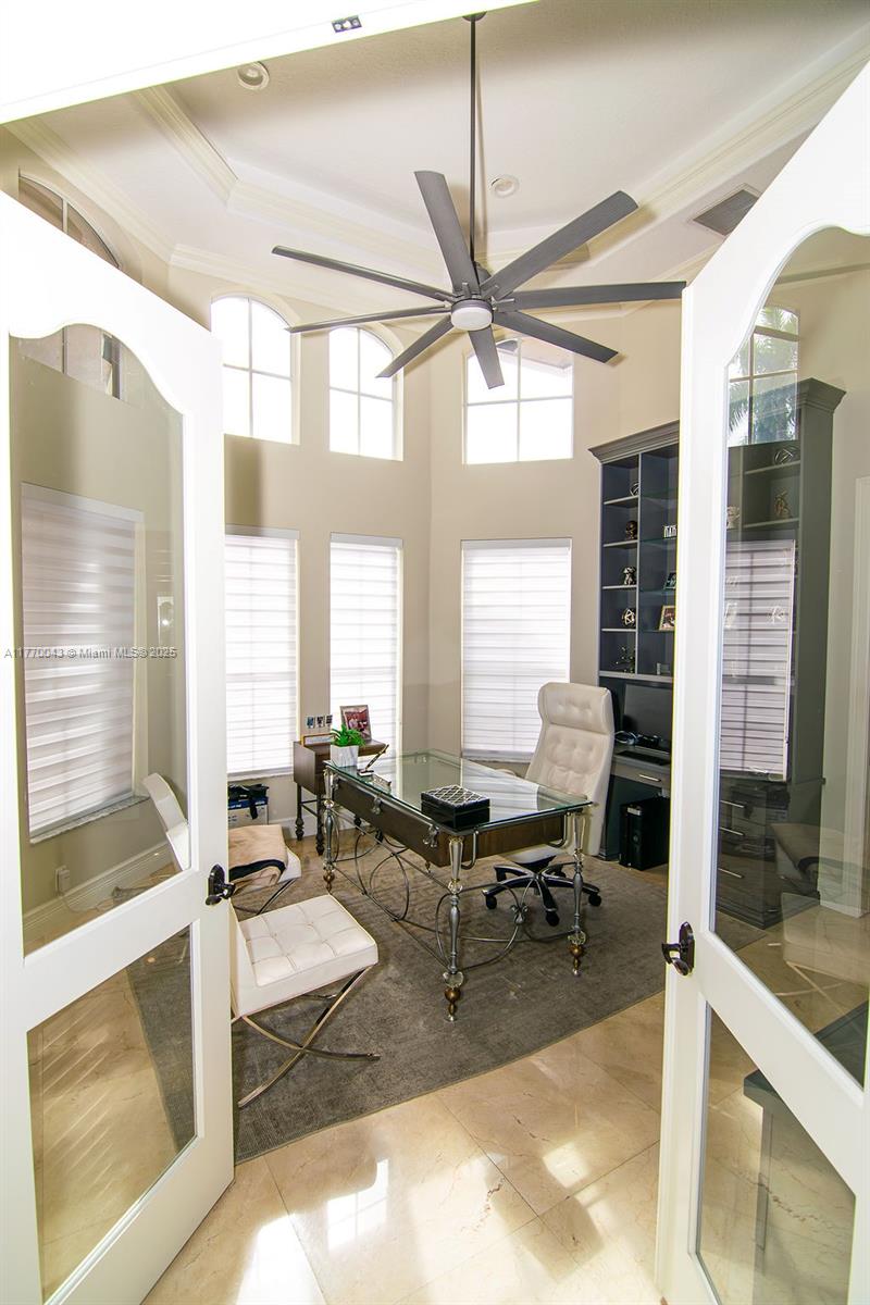 COUNTRY GLEN - Residential