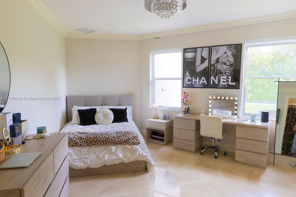 COUNTRY GLEN - Residential