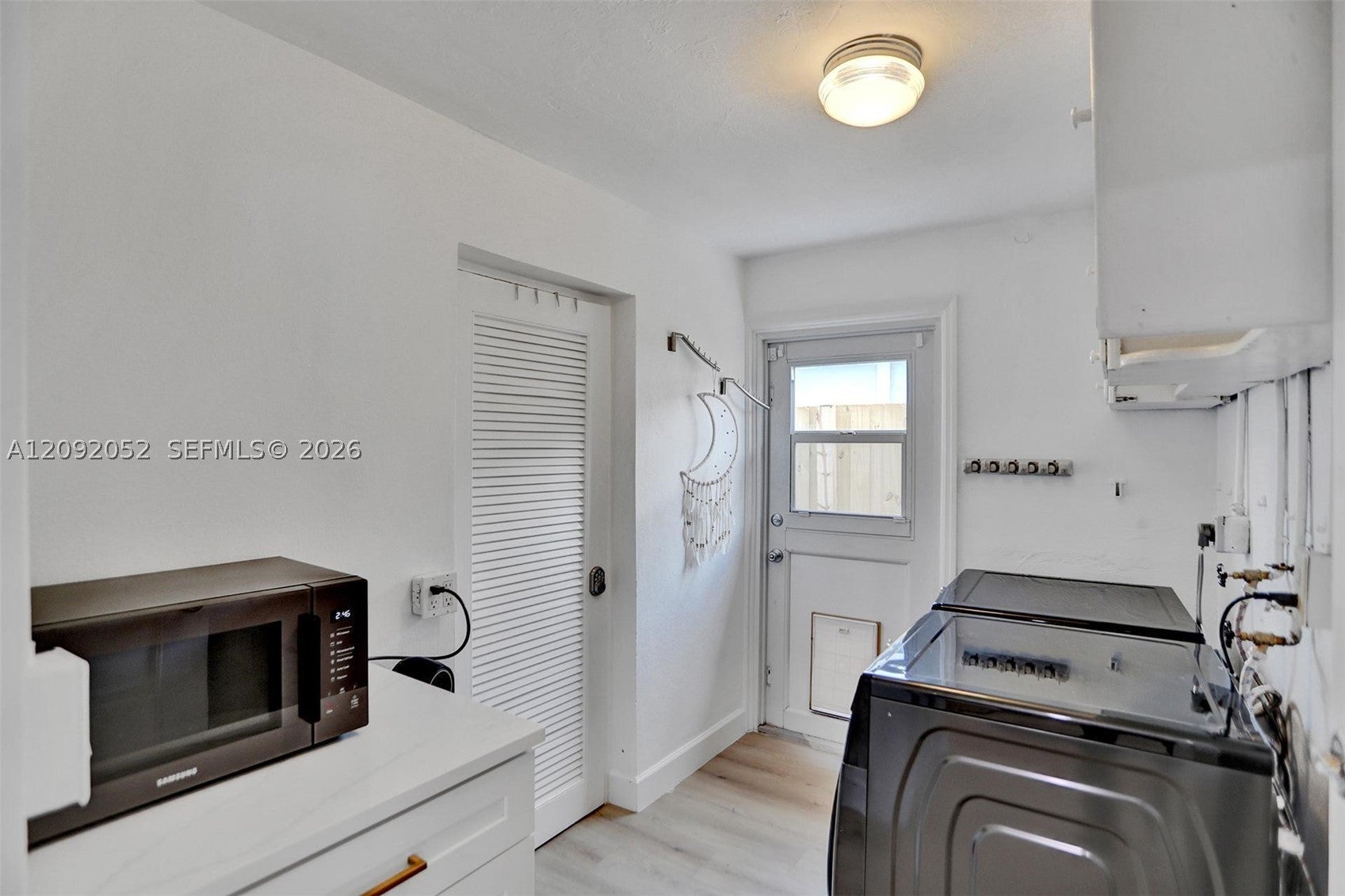332 NW 45th St