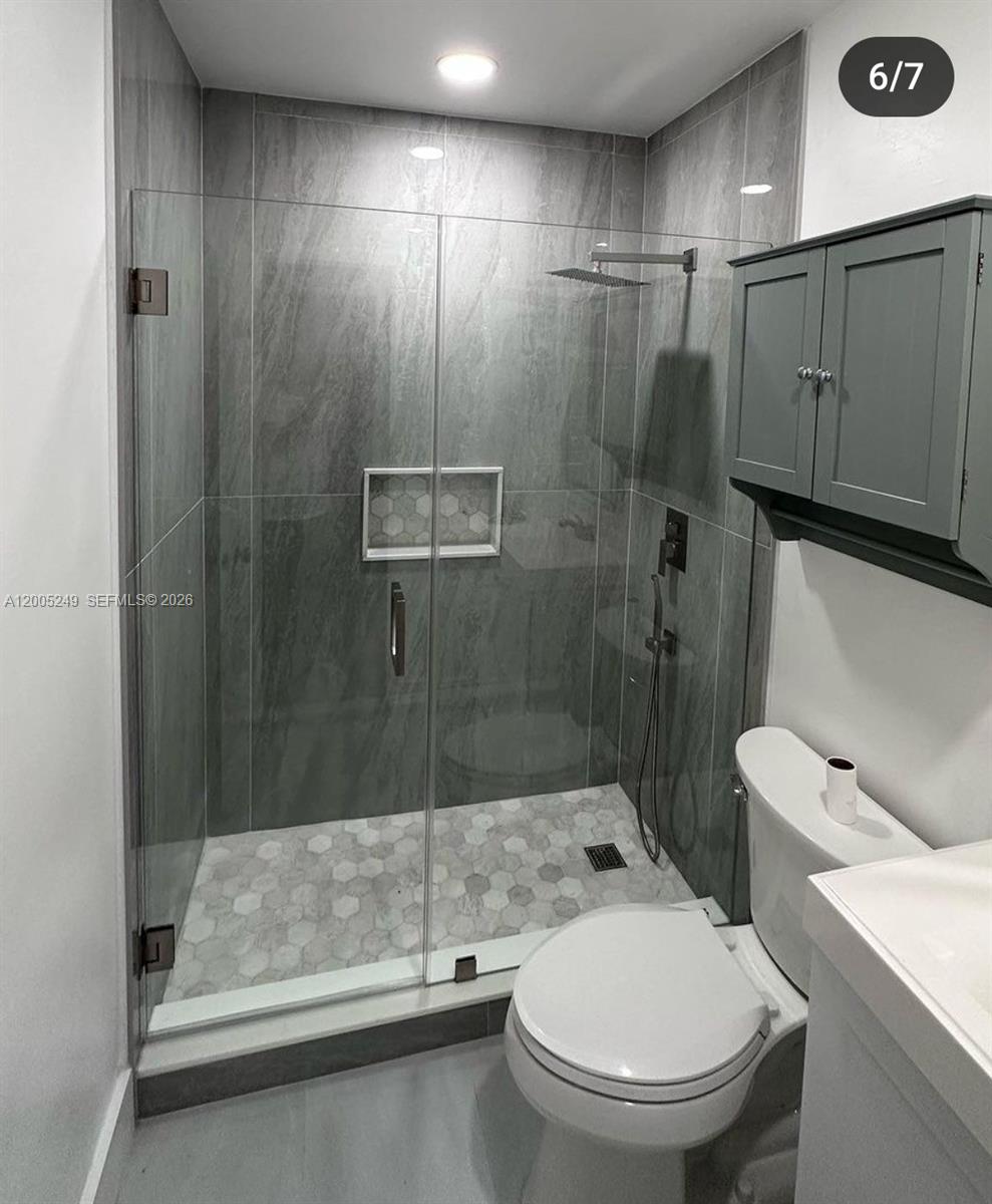 LAKES BY THE BAY SEC 5 - Residential