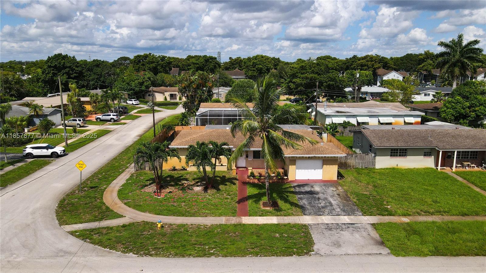 120 NW 77th Way