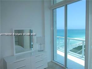 6515 Collins Ave 1807