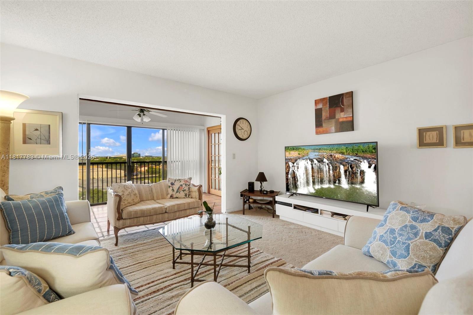 CYPRESS BEND CONDOMINIUM - Residential Lease