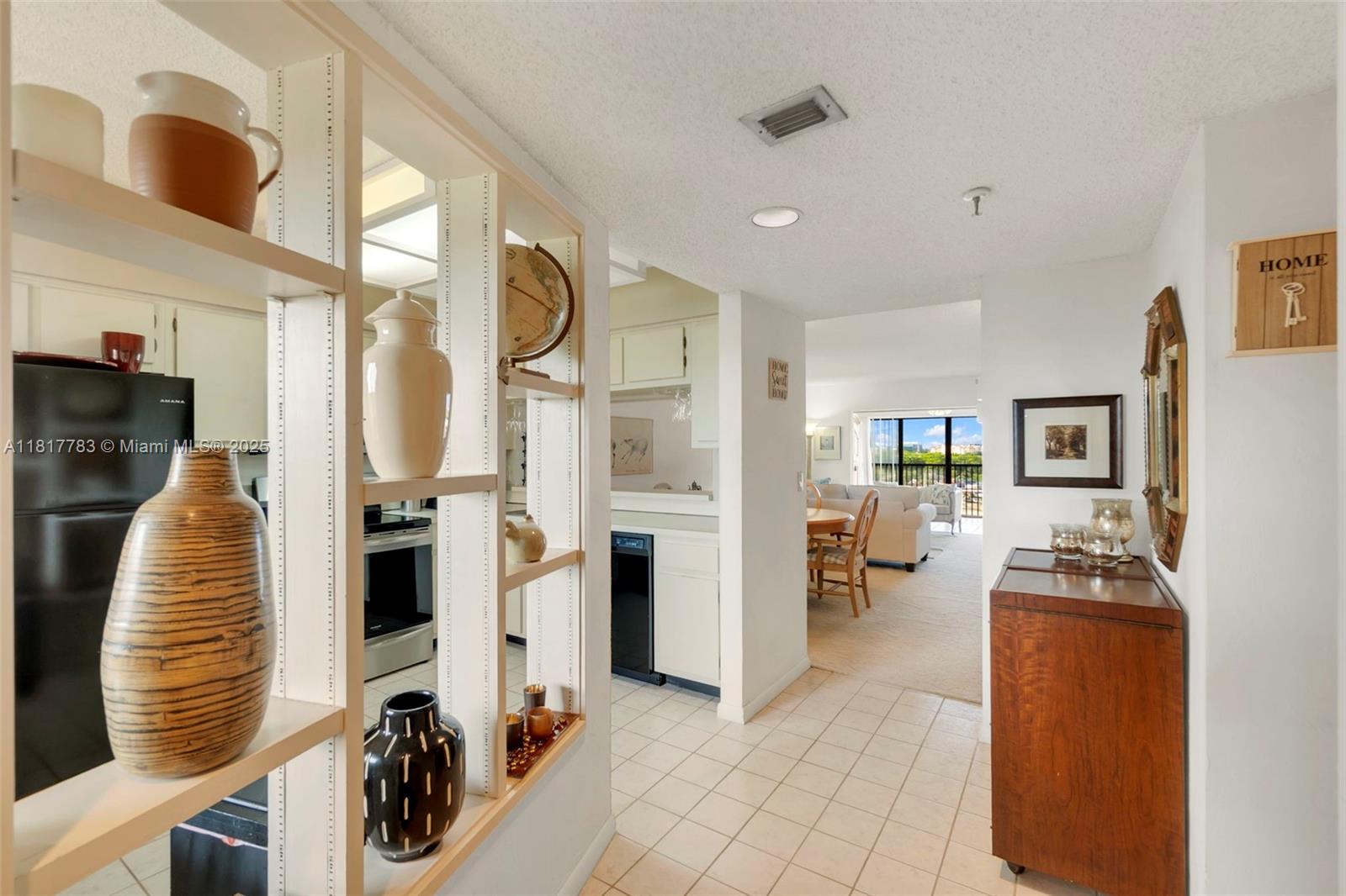 CYPRESS BEND CONDOMINIUM - Residential Lease