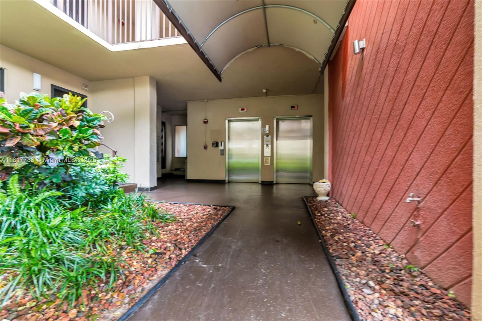CYPRESS BEND CONDOMINIUM - Residential Lease
